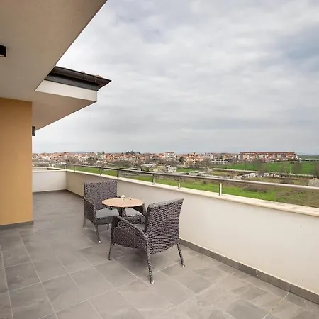 Solemare Luxury 2 Bedroom Aparthotel 4*