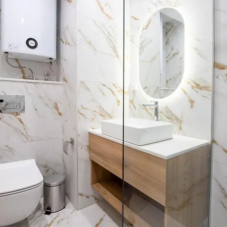 Solemare Luxury 2 Bedroom 아헬로이